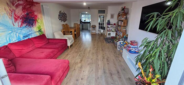 3 Bedroom Terraced House For Sale In Whybridge Close, Rainham, RM13