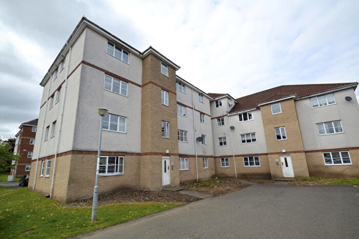 2 Bedroom Flat To Rent In / Eversley Street, Tollcross, Glasgow, G32