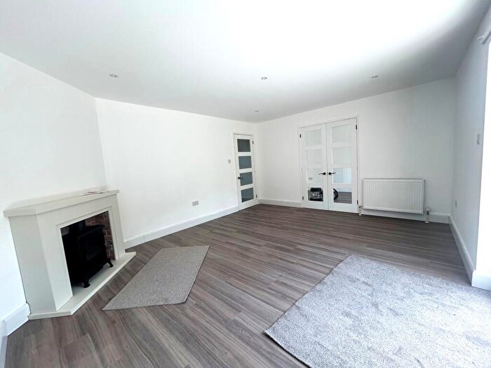 4 Bedroom House To Rent In Blackmore, Letchworth, SG6