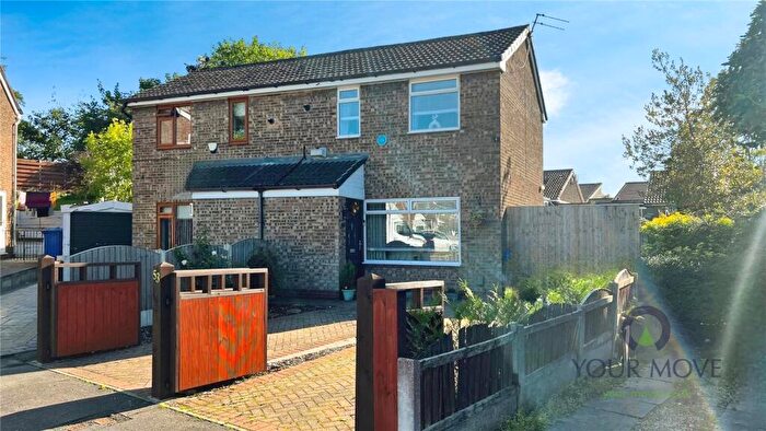 2 Bedroom Semi-Detached House For Sale In Willow Avenue, Middleton, Manchester, Greater Manchester, M24