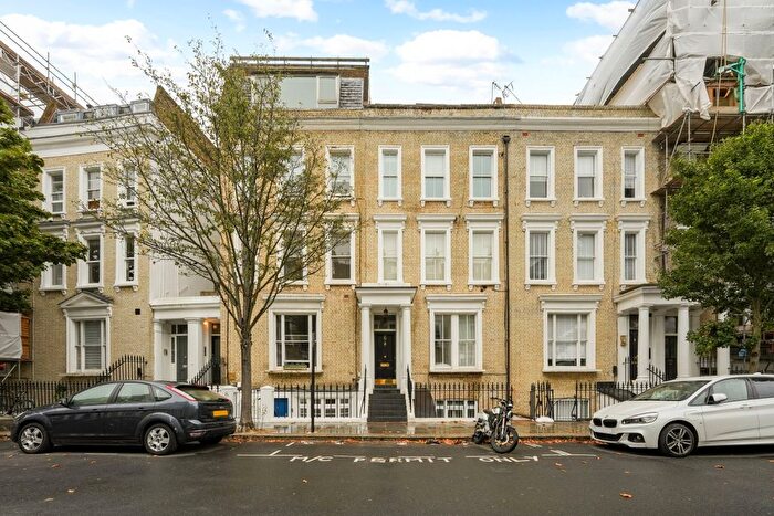 2 Bedroom Flat To Rent In Eardley Crescent, London, SW5