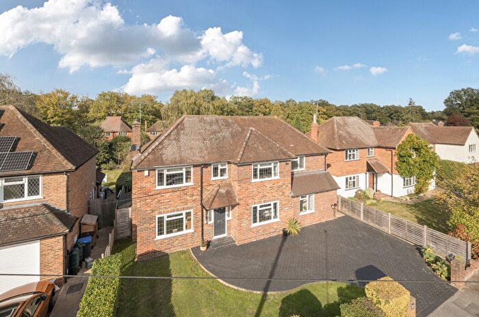 3 Bedroom Detached House For Sale In Woking, Surrey, GU22
