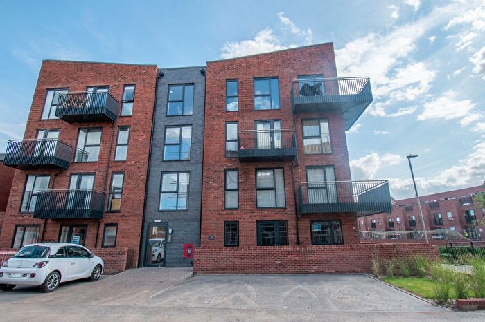2 Bedroom Flat For Sale In Weir View Lodge, Pingle Wharf Approach, LE3
