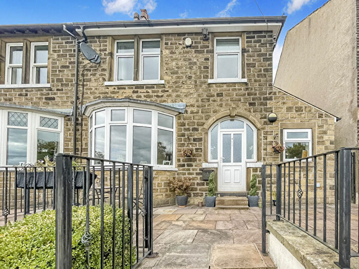 3 Bedroom Semi-Detached House For Sale In Birch Road, Berry Brow, Huddersfield, Kirklees, HD4