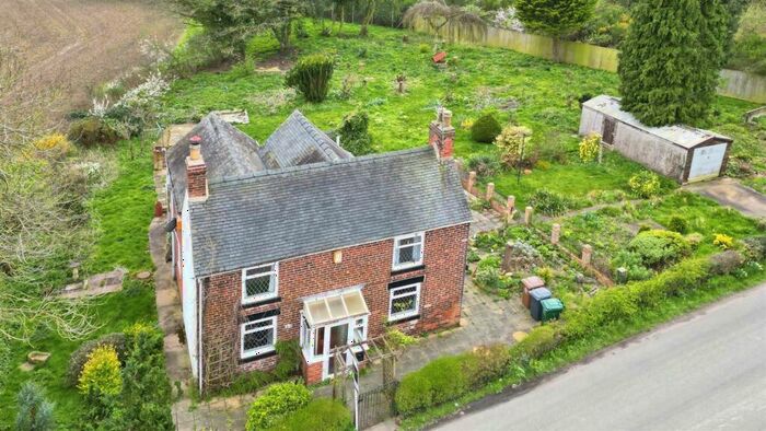 4 Bedroom Detached House For Sale In Buckford Lane, Findern, Derby, DE65