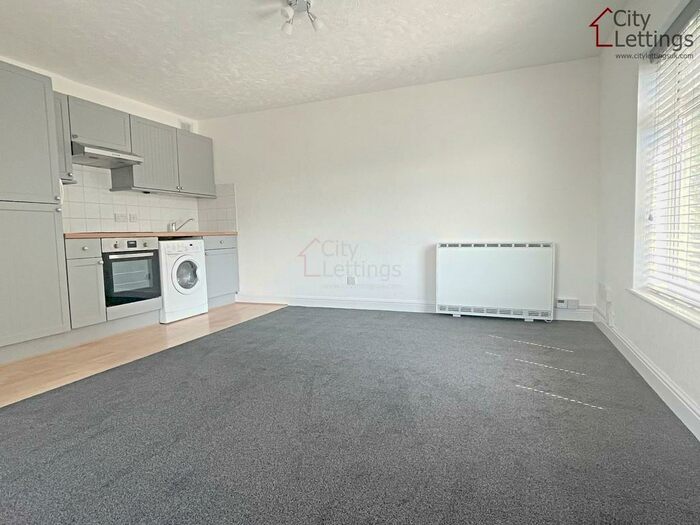 Studio To Rent In Tavistock Court, Mapperley Park, NG5