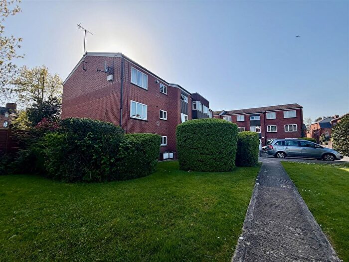2 Bedroom Flat For Sale In Heathville Road, Gloucester, GL1
