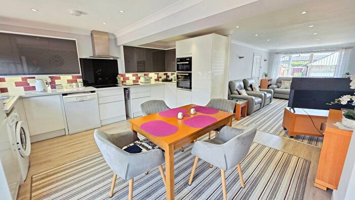 3 Bedroom Terraced House For Sale In Ripon Drive, Sleaford, NG34