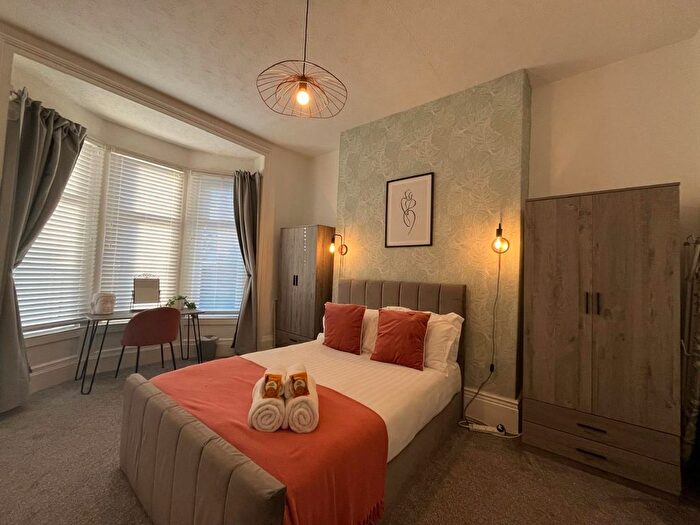 3 Bedroom Flat To Rent In Henry Nelson Street, South Shields, Tyne And Wear, NE33