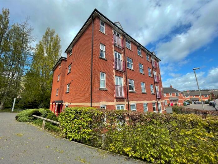 2 Bedroom Apartment To Rent In Greyfriars Road, Exeter, Devon, EX4