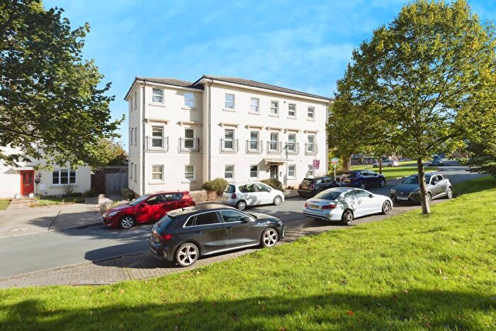 2 Bedroom Apartment For Sale In Brockweir Road, Cheltenham, GL52