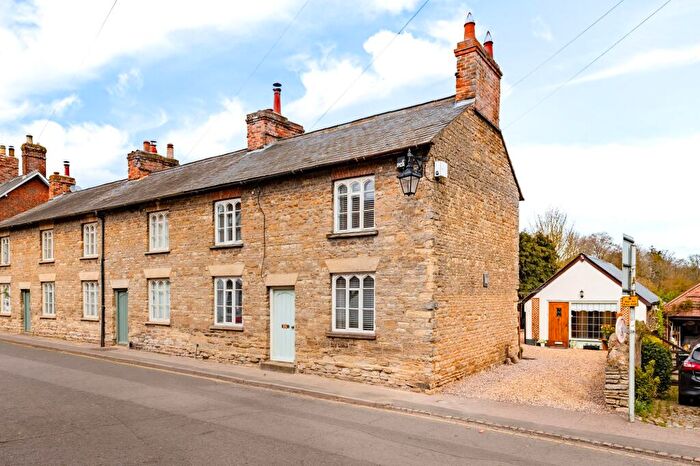 3 Bedroom Semi Detached House For Sale In High Street, Sharnbrook, MK44