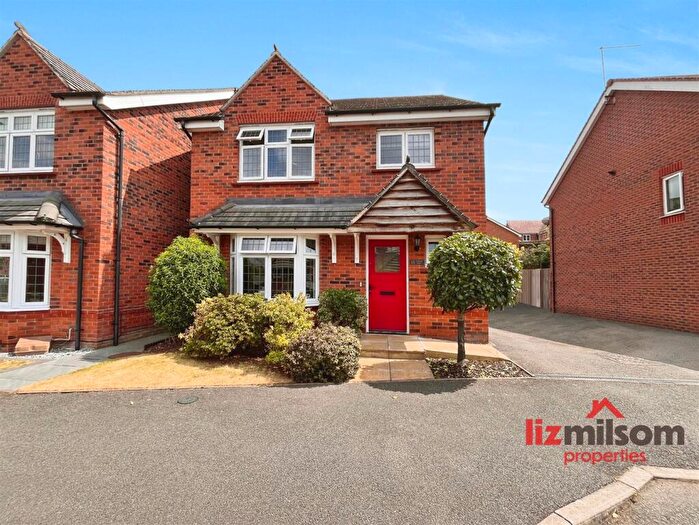 4 Bedroom Detached House For Sale In Newman Drive, Church Gresley, Swadlincote, DE11