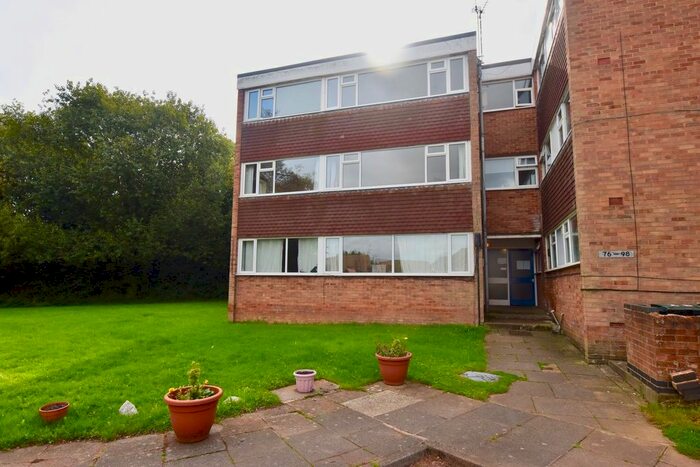 2 Bedroom Flat To Rent In Greendale Road, Whoberley, Coventry - 2 Bedroom Flat, Part Furnished CV5