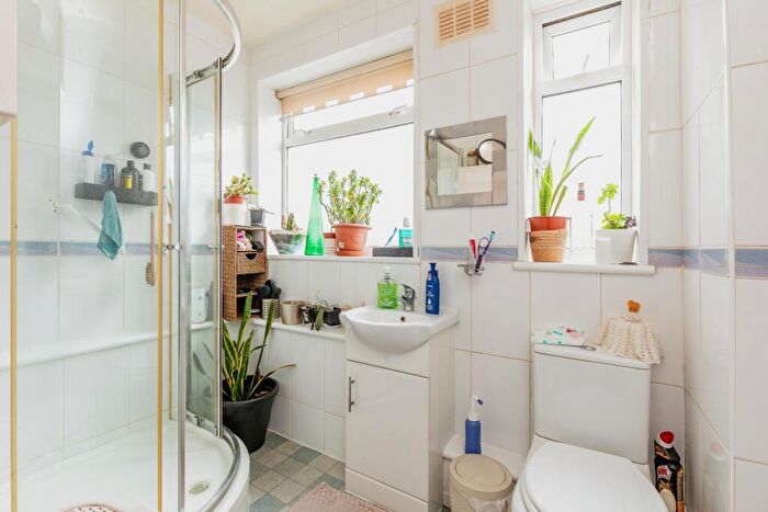 2 Bedroom Bungalow For Sale In South Lawn, Locking, Weston-super-Mare, Somerset, BS24