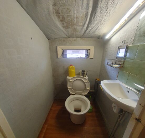 3 Bedroom Terraced House For Sale In Gladstone Road, Southall, UB2
