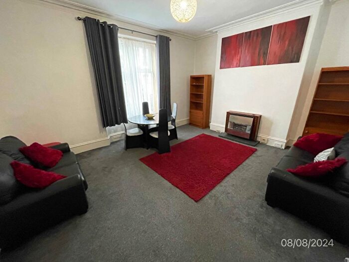 1 Bedroom Flat To Rent In Pitstruan Place, Ground Floor Left, Aberdeen, AB10