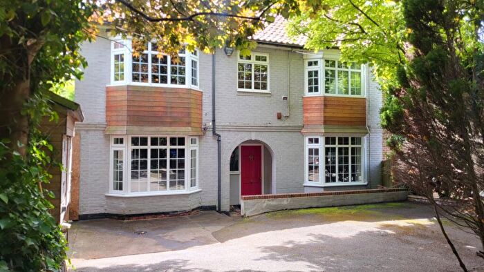 4 Bedroom Semi-Detached House For Sale In Arundel Road, Worthing, West Sussex, BN13