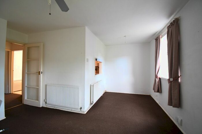 1 Bedroom Flat To Rent In Chivers Road, London, E4