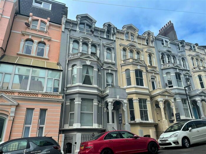 2 Bedroom Flat To Rent In Warrior Gardens, St. Leonards-On-Sea, TN37