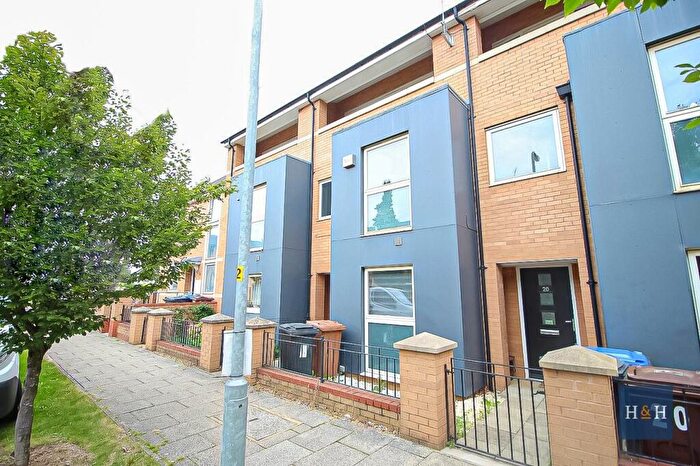 3 Bedroom House To Rent In Timken Way, Duston -, NN5