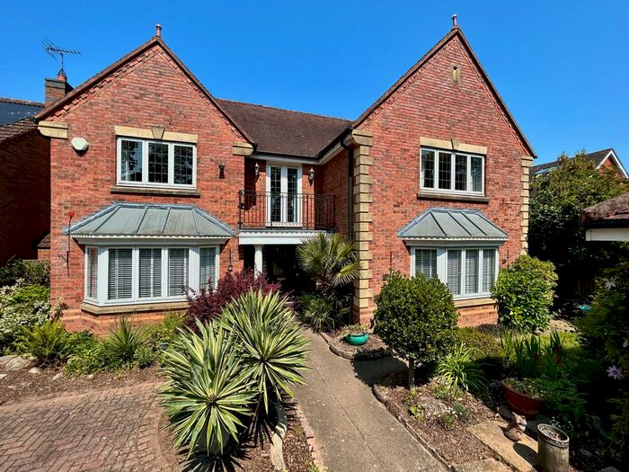 5 Bedroom Detached House For Sale In Hammersmith Close, Radcliffe-On-Trent, Nottingham, NG12