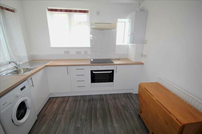 3 Bedroom Flat To Rent In Sandringham Court, Alexandra Avenue, Harrow, HA2