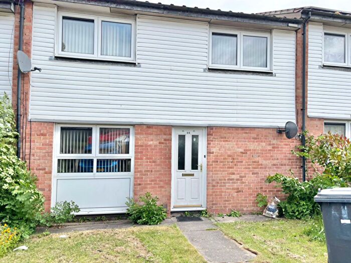 3 Bedroom Terraced House To Rent In Humphries Close, Leicester, LE5