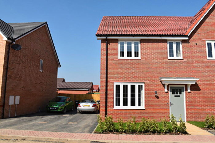 3 Bedroom Semi Detached House To Rent In Robinson Close, Haughley, IP14