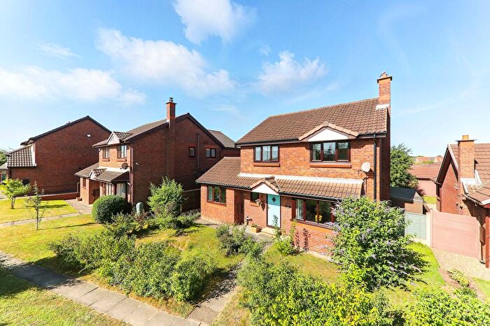 4 Bedroom Detached House For Sale In Dale Court, Pontefract, WF8