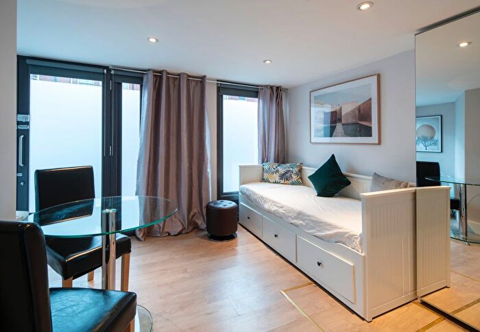 Studio To Rent In Finchley Road, London, NW3