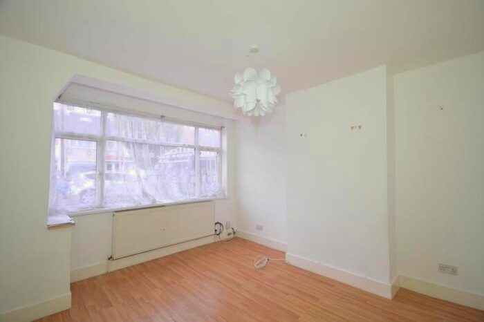 3 Bedroom Terraced House To Rent In Primrose Glen, Hornchurch, Essex, RM11