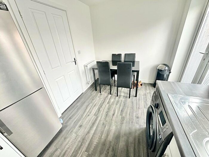 3 Bedroom Town House For Sale In Bream Lane, Rossmore, CH66