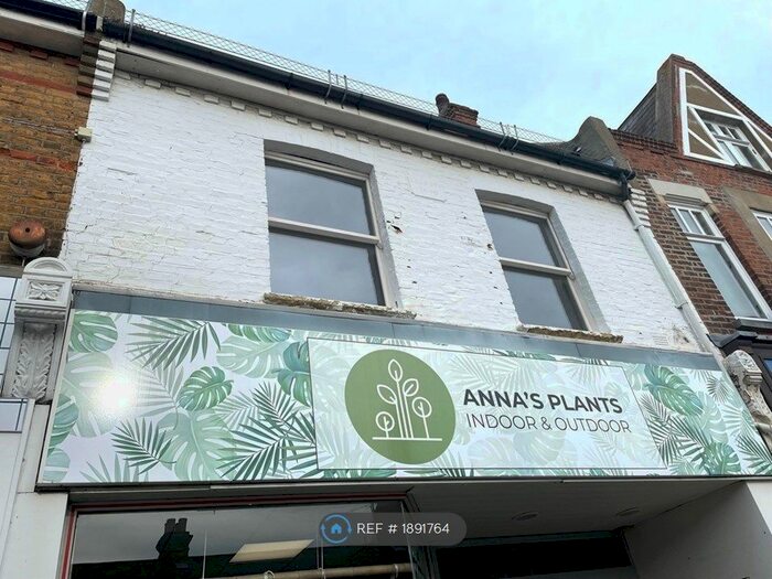 2 Bedroom Flat To Rent In Broadway, Leigh-On-Sea, SS9