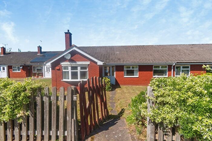 3 Bedroom Bungalow For Sale In Weston Drive, Cheslyn Hay, Walsall, WS6