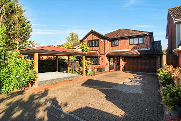 4 Bedroom Detached House For Sale In Eastwood Rise, Leigh-on-Sea, Essex, SS9