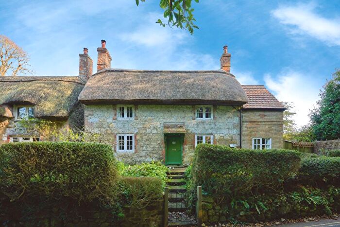 3 Bedroom Detached House To Rent In Lynch Lane, Calbourne, PO30