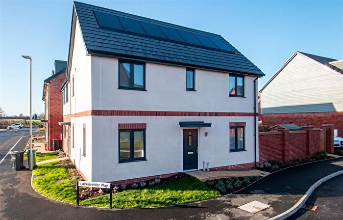 3 Bedroom Semi Detached House To Rent In Month Rent Free - Whitehouse, Milton Keynes, MK8