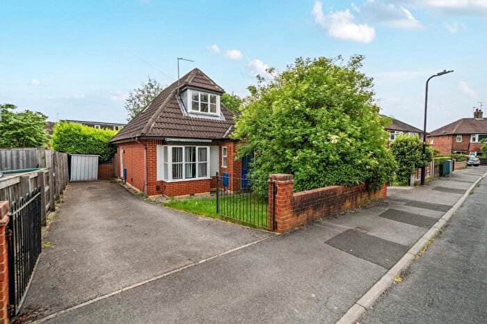 2 Bedroom Detached House For Sale In Greenfields Drive, Harrogate, North Yorkshire, Uk, HG2