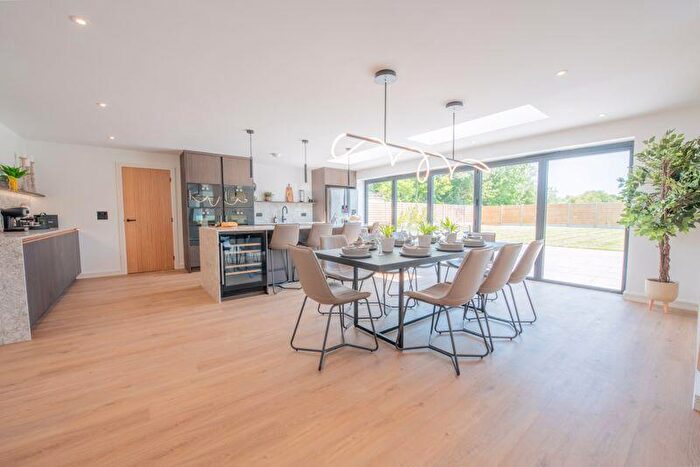 5 Bedroom Detached House For Sale In Kings Avenue, Sandwich Bay, CT13