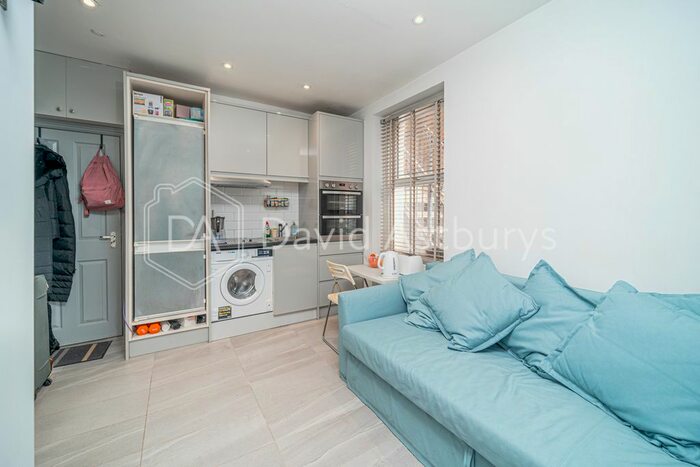 Studio To Rent In Archway Road, Highgate, London, N6