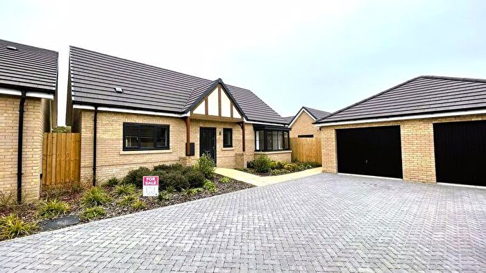 2 Bedroom Detached Bungalow For Sale In Hotchkin Gardens, Tattershall Road, Woodhall Spa, LN10