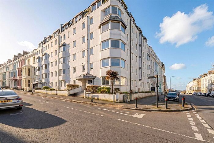 2 Bedroom Flat For Sale In Elliot Street, Plymouth, PL1