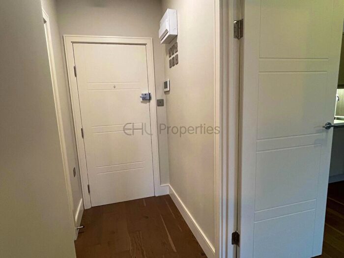 1 Bedroom Flat To Rent In Flat, A Broomfield Road, Chelmsford, CM1