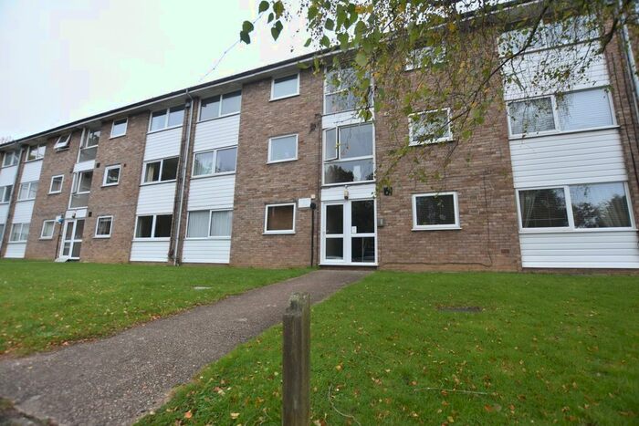 2 Bedroom Flat To Rent In Peregrine Close, Garston, WD25