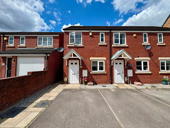 2 Bedroom End Of Terrace House For Sale In Harley Head Avenue, Lightcliffe, Halifax, HX3