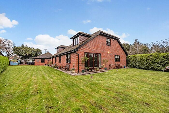 5 Bedroom Detached House For Sale In Theale Road, Burghfield, Reading, Berkshire, RG30