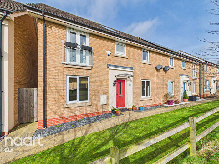 4 Bedroom Semi Detached House For Sale In Carey Close, Ely, CB7