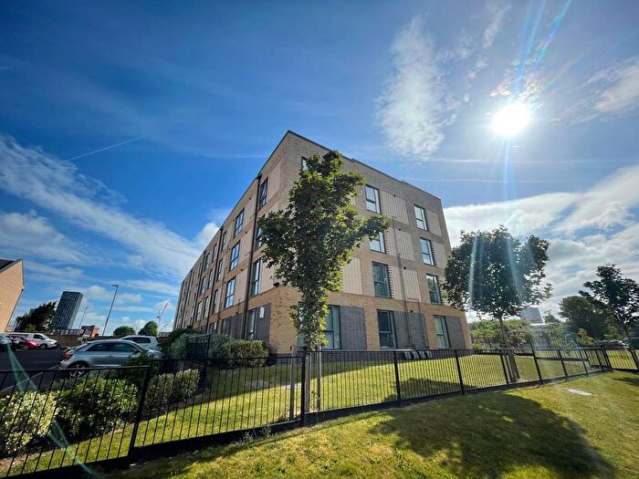 2 Bedroom Flat For Sale In St. Lukes Road, Birmingham, B5