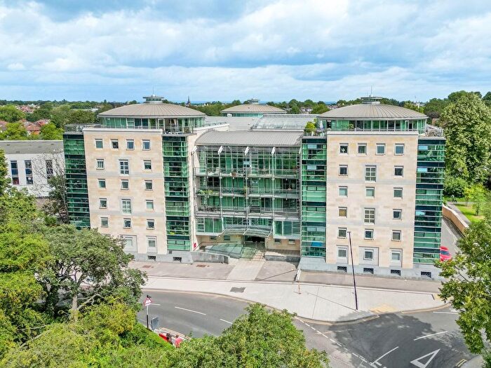 2 Bedroom Flat For Sale In Leeman Road, York, YO26